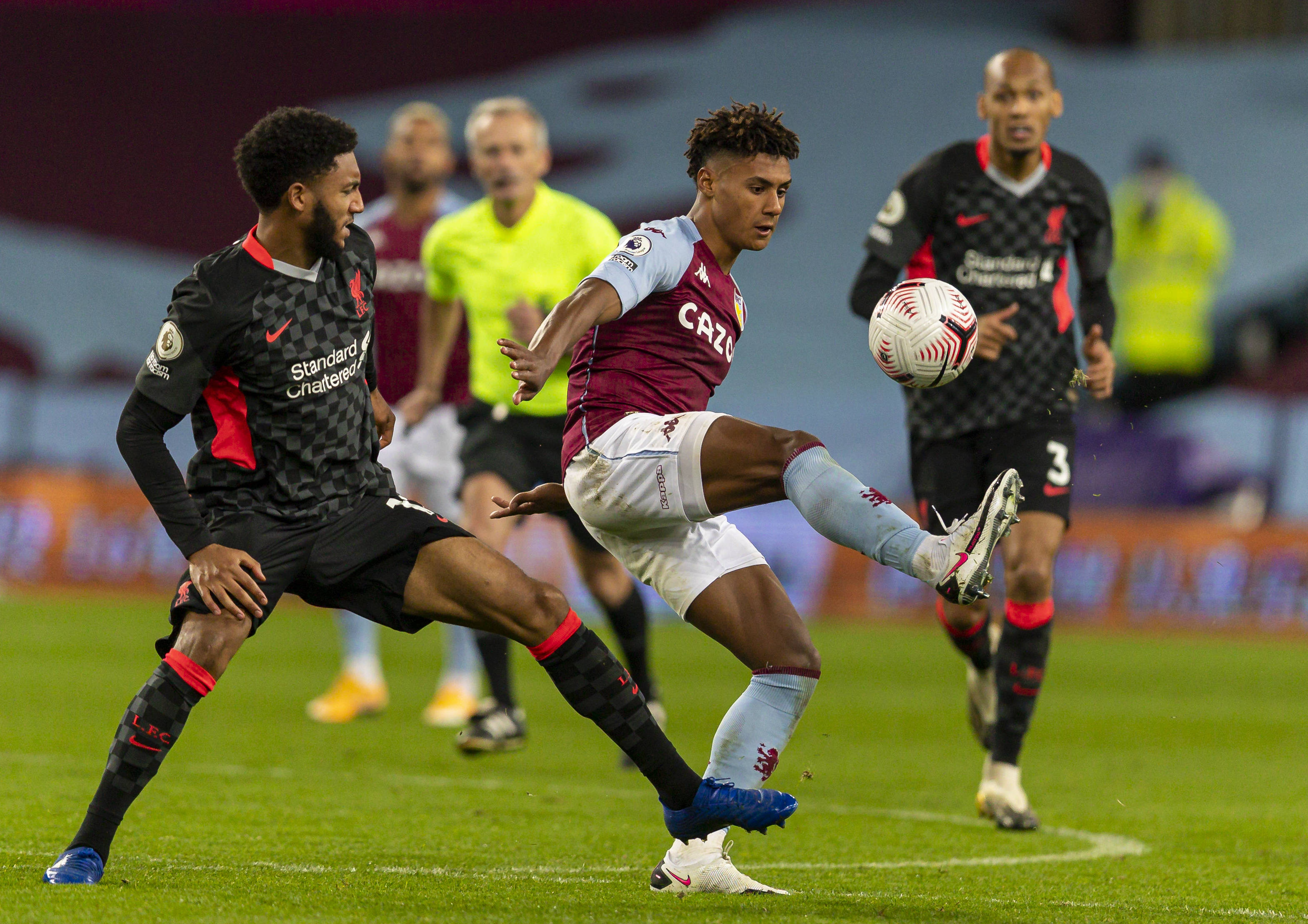 在限制對方 在限制對方